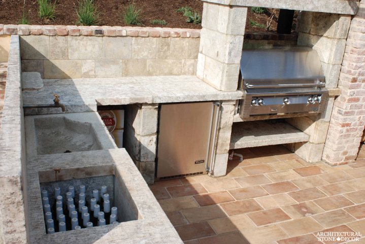 Canada outdoor kitchen barbecue landscape design home décor old natural stone