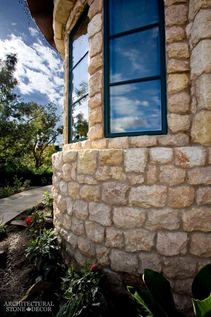 Outdoor Exterior natural stone reclaimed rustic old world limestone wall cladding veneer Tuscan canada ca